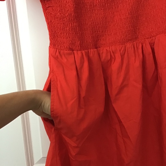 LOFT dress, short puff sleeves, smocked bust, pockets, new with tags - Picture 5 of 8